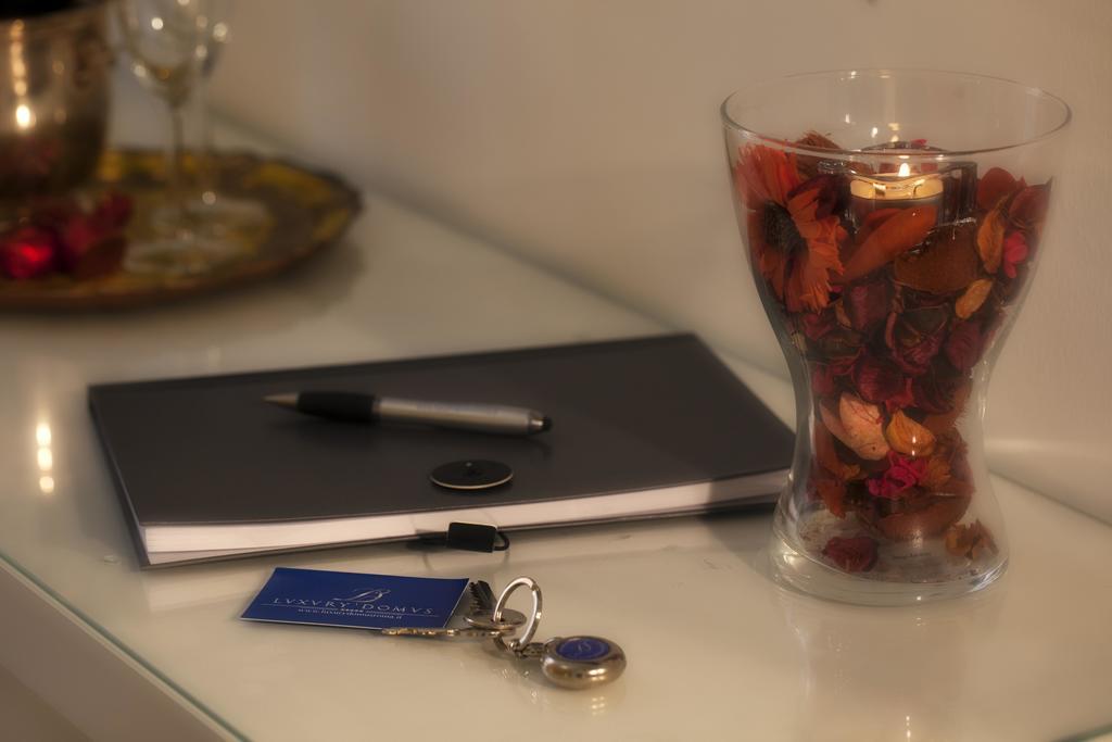 Luxury Domus Amadeus Appartement Rome Buitenkant foto