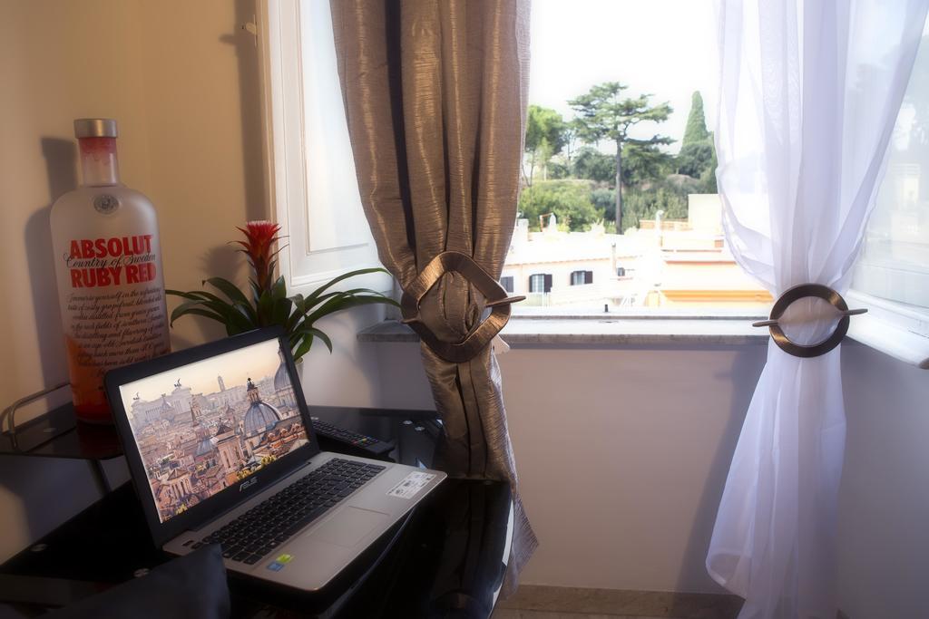Luxury Domus Amadeus Appartement Rome Buitenkant foto
